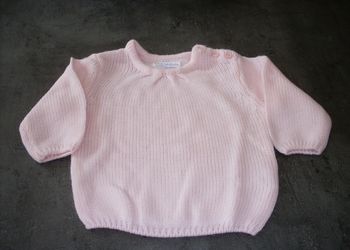 pull kitchoun rose clair 12 mois neuf
