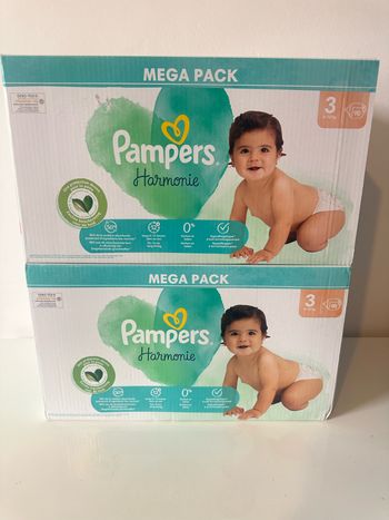 Lot de 2 cartons de couches  Pampers harmonie T3