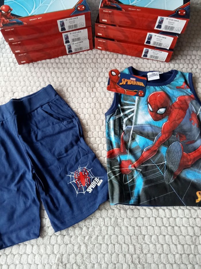 ensemble ou pyjama short  spiderman