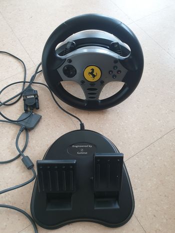 Volant & pedale Ferrari guillemot ps2