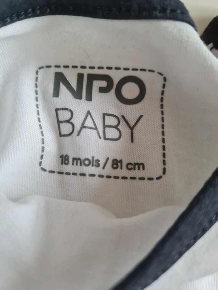 Tee shirt blanc - photo numéro 2