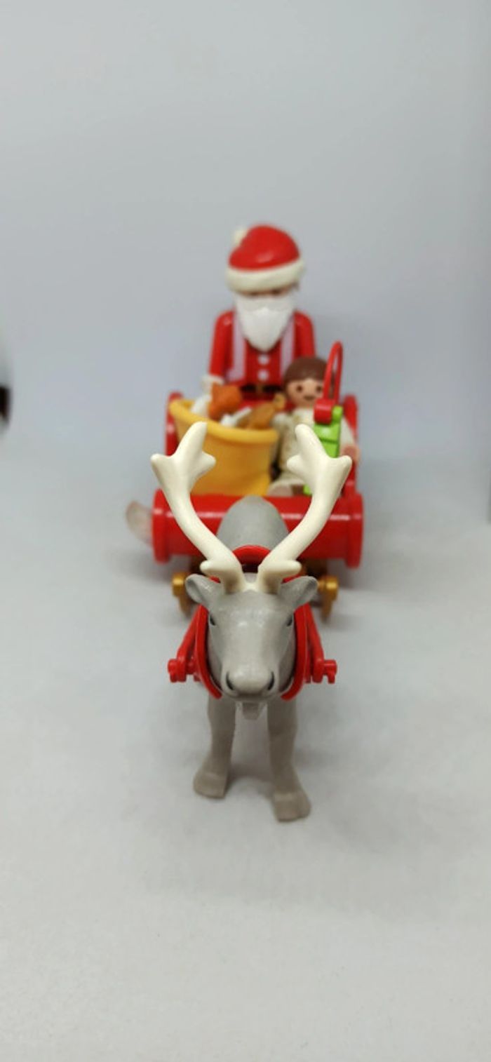 Traîneau de père Noël avec cadeaux et ange playmobil - photo numéro 2