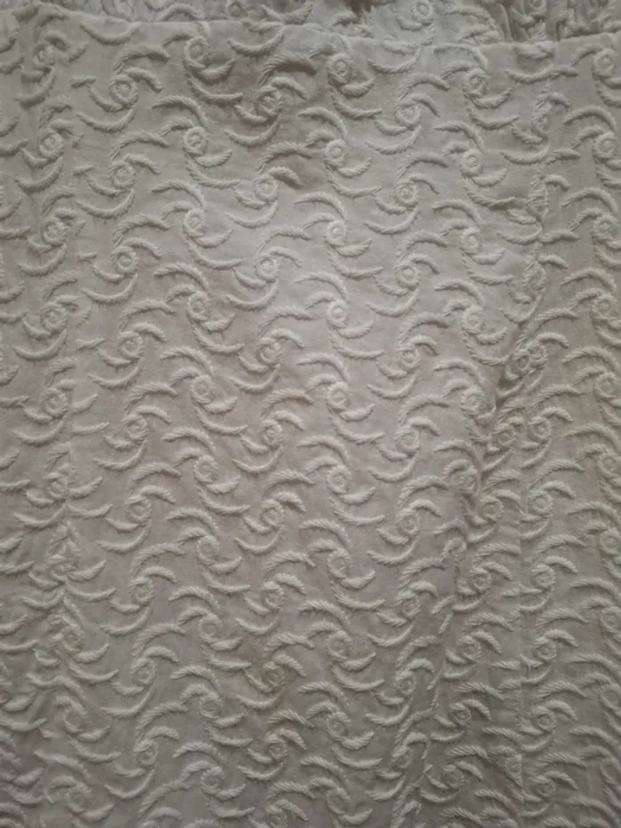 Jolie robe blanche brodée 36 Très bon état - photo numéro 6