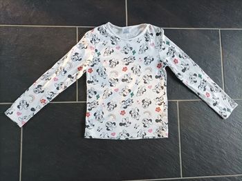 Très joli tee shirt Minnie 8 ans