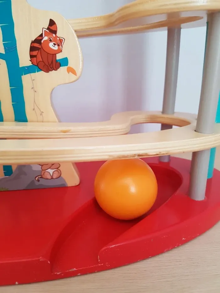 Okoïa, toboggan à balle panda en bois - photo numéro 4