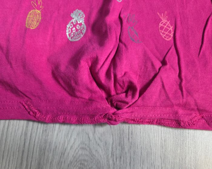 🌸 T-shirt avec motif neuf 12 ans 🌸 - photo numéro 2