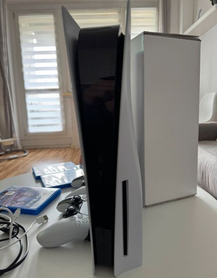 PlayStation 5 - photo numéro 2