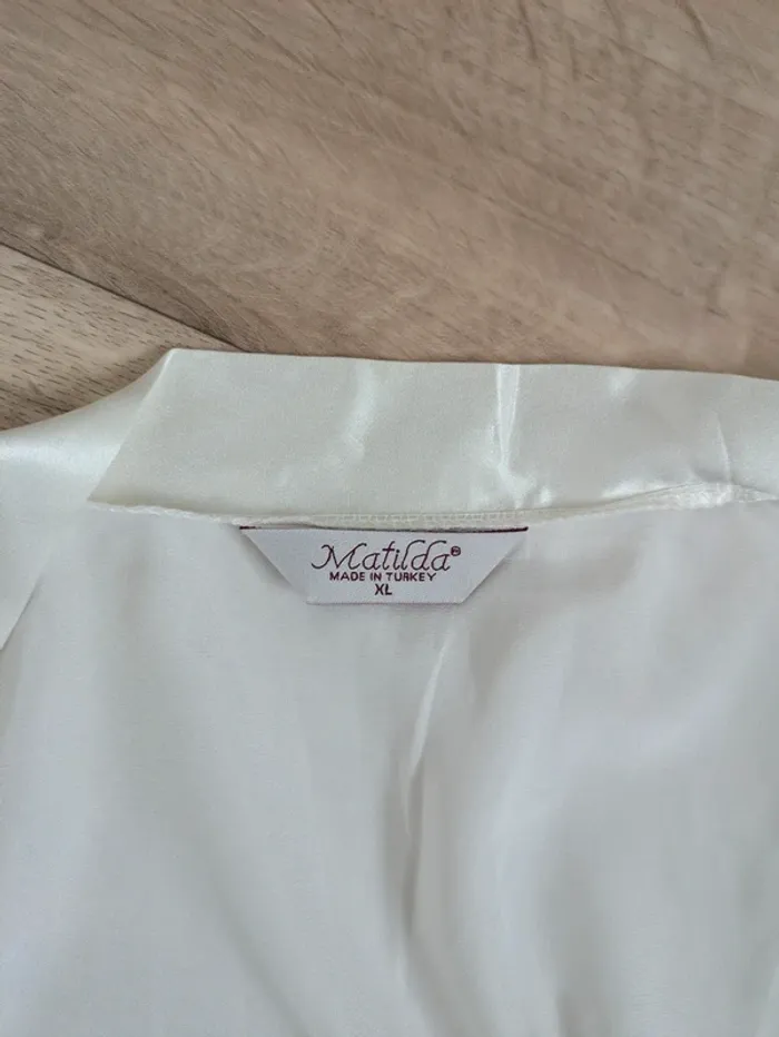 Robe de chambre /Kimono satin 42 - photo numéro 9