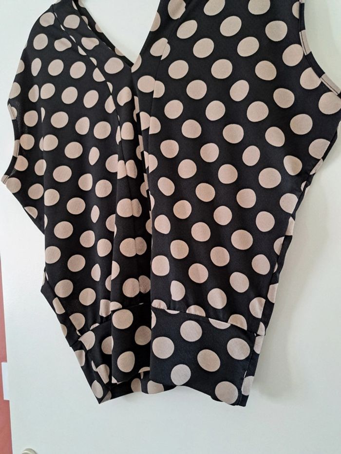Haut noir a pois - photo numéro 2