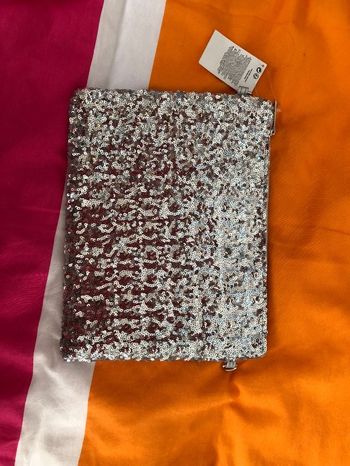 pochette grise paillette