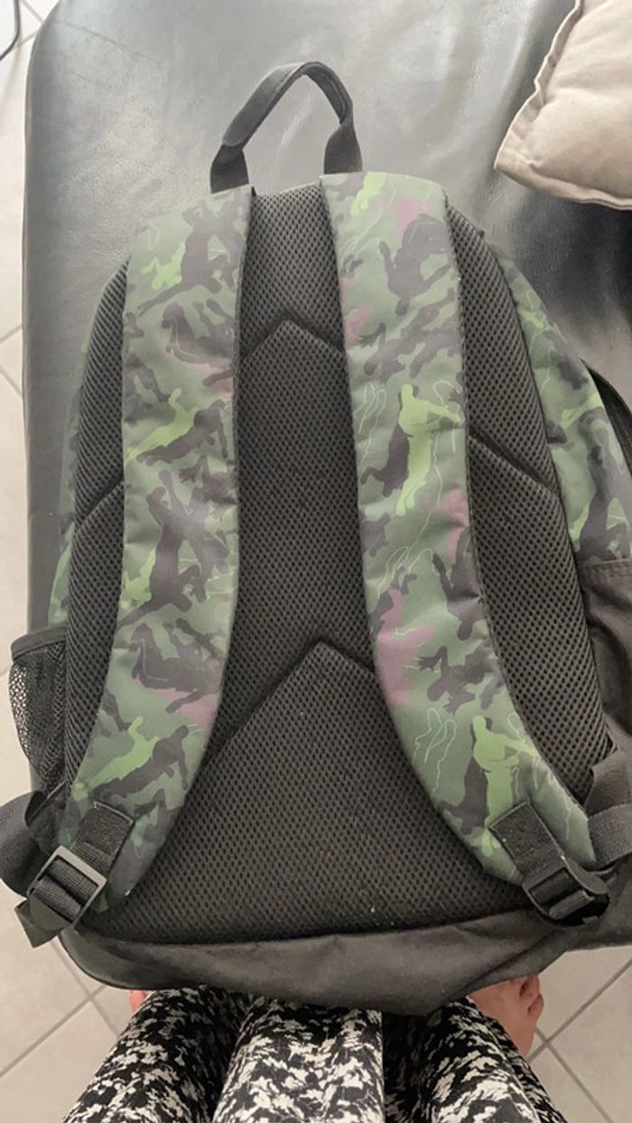Cartable Fortnite - photo numéro 2