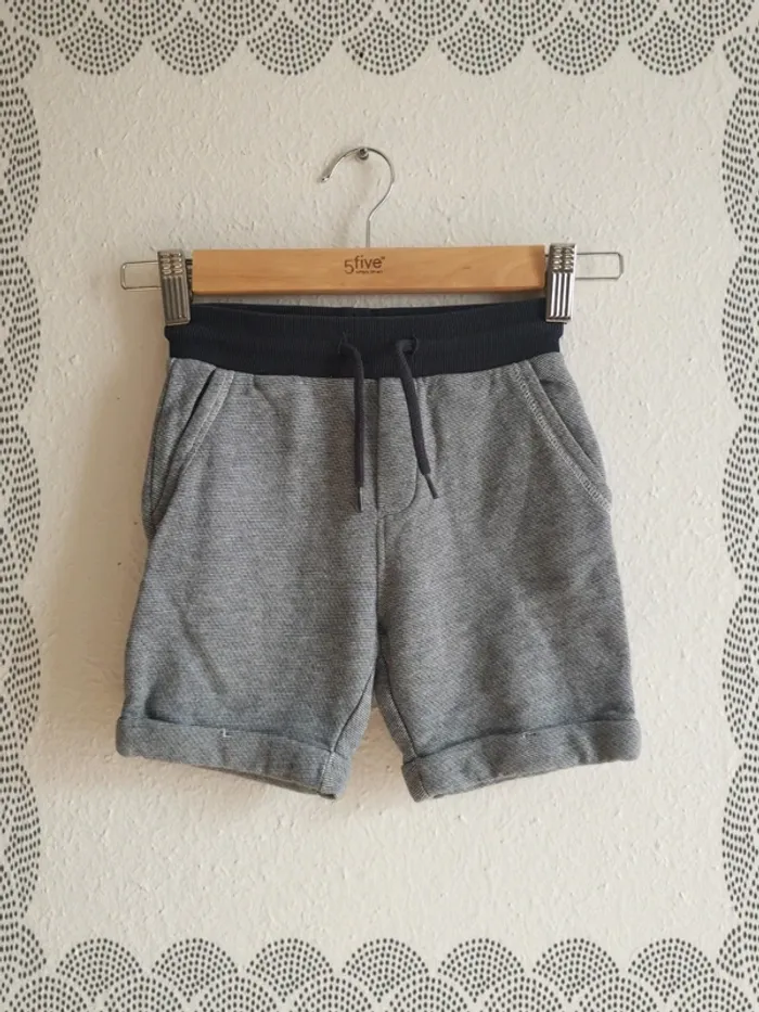 Short Tao 4 ans - photo numéro 2