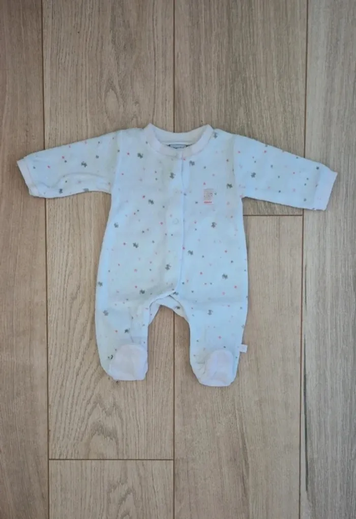 Lot pyjamas naissance - photo numéro 2