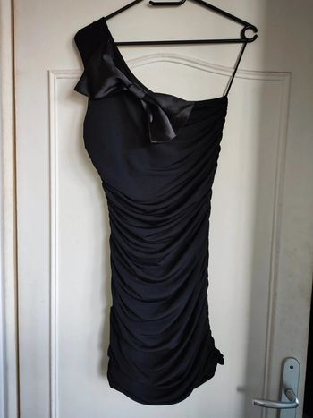 Robe noir