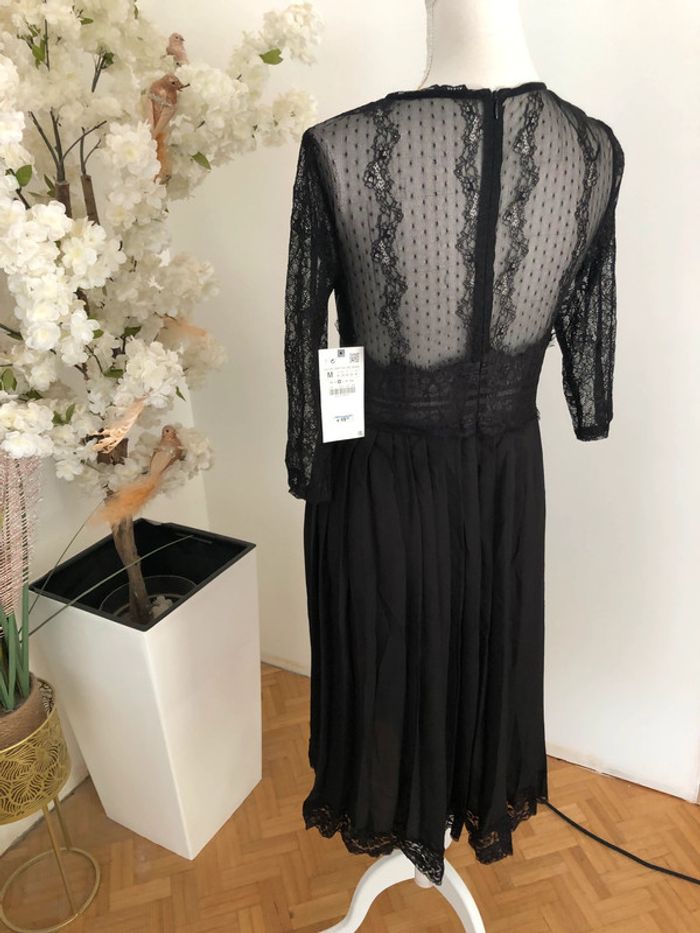 Robe en dentelle plissée neuve Zara taille M - photo numéro 9