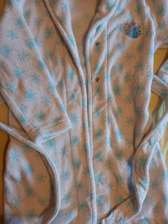 Robe de chambre reine des neiges 6/8 ans - photo numéro 2