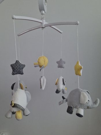 Mobile musical Sauthon