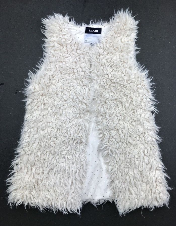 Gilet fausse fourrure Kiabi 8 ans