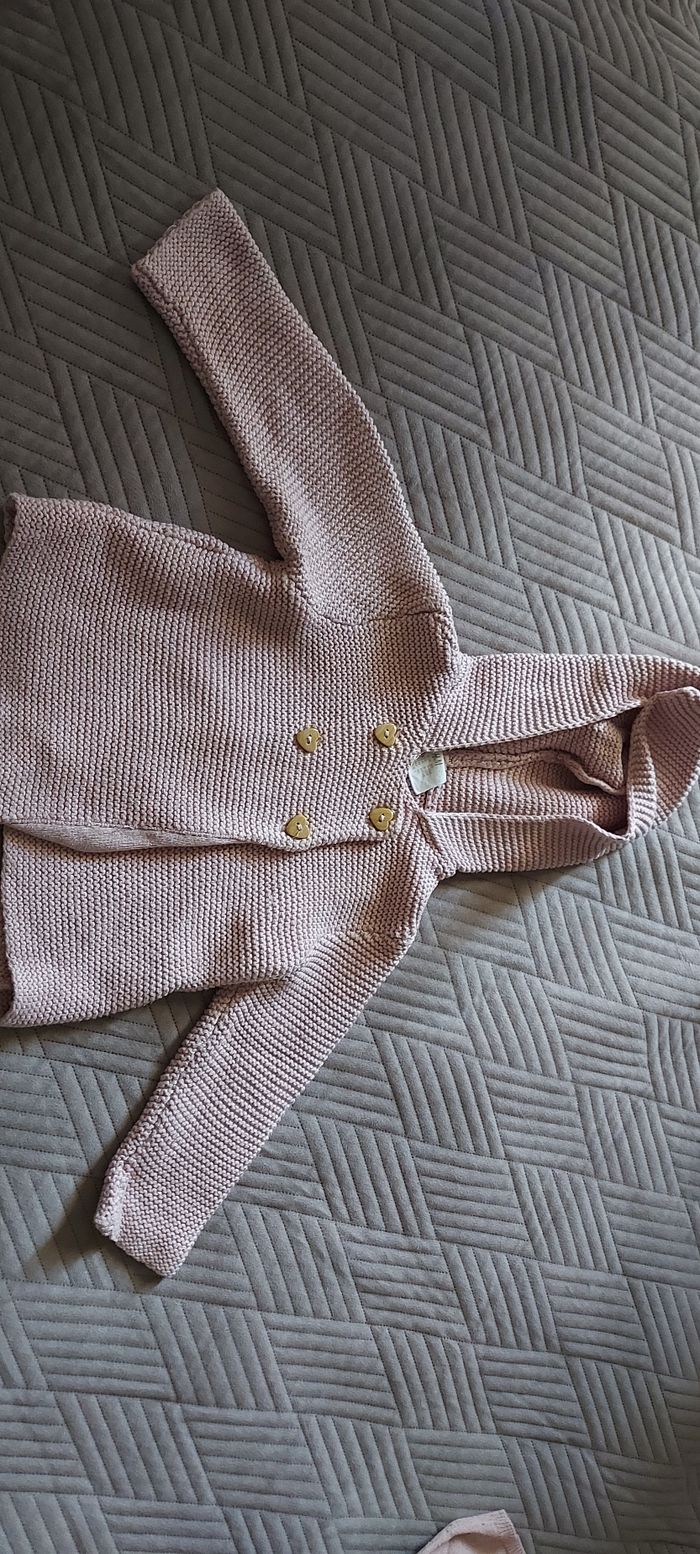 Lot de pulls/gilets taille 12 mois - photo numéro 4