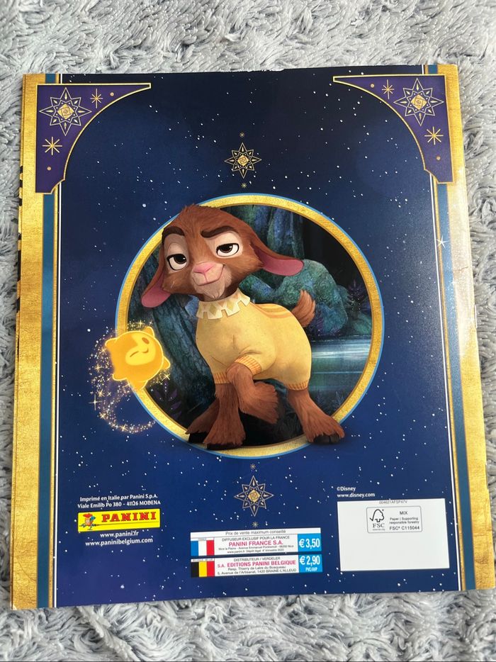 Album panini Wish + carte édition limité - photo numéro 4