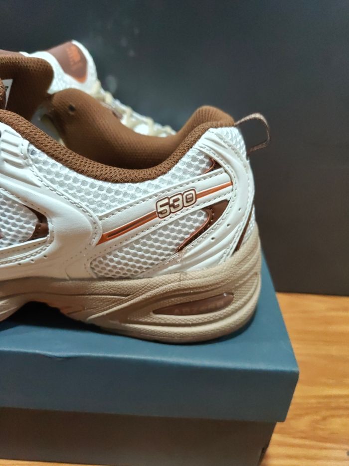 New Balance 530
Niko and ... Taille 41.5 - photo numéro 4