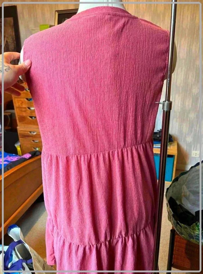 Robe taille 46/48 - photo numéro 4