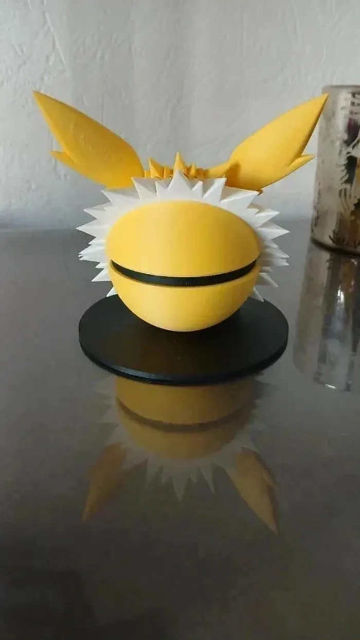 Pokeball Voltali - photo numéro 3