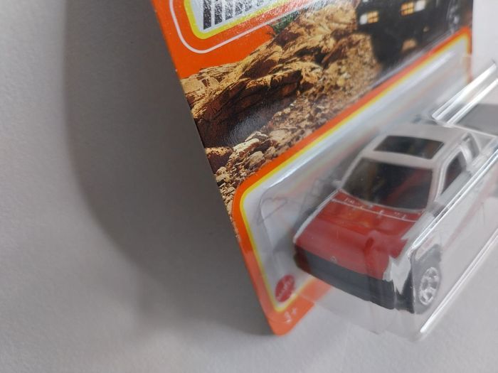 Matchbox '95 Nissan Hardbody - photo numéro 2