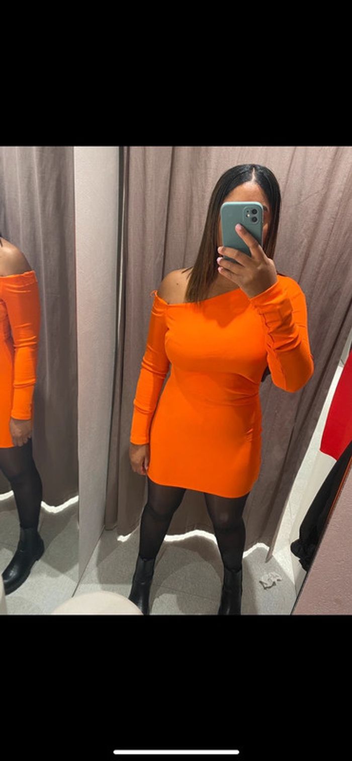 Robe asymétrique drapée
