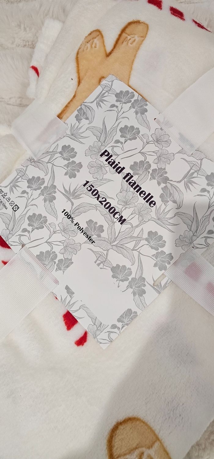 Magnifique plaid de Noël 🎄 150×200cm Neuf - photo numéro 5
