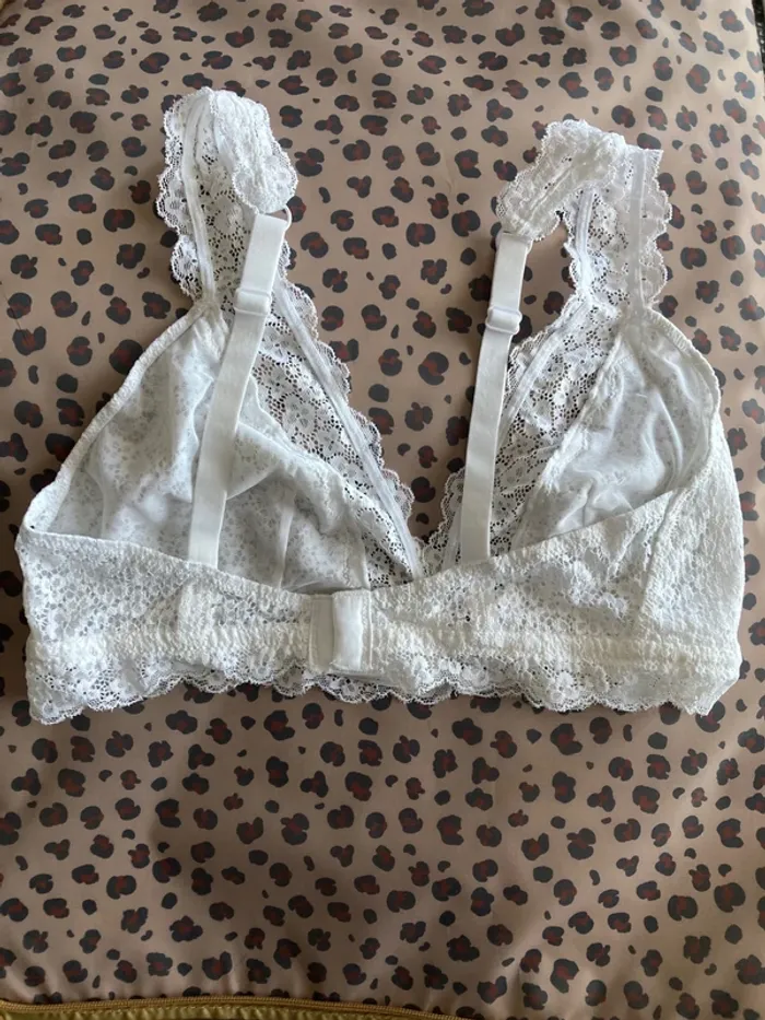 H&M soutien-gorge taille L - photo numéro 3