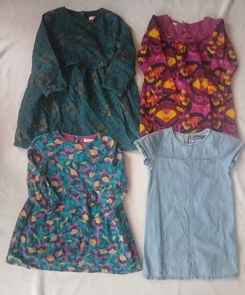Lot de 4 robes 3 et 4 ans 