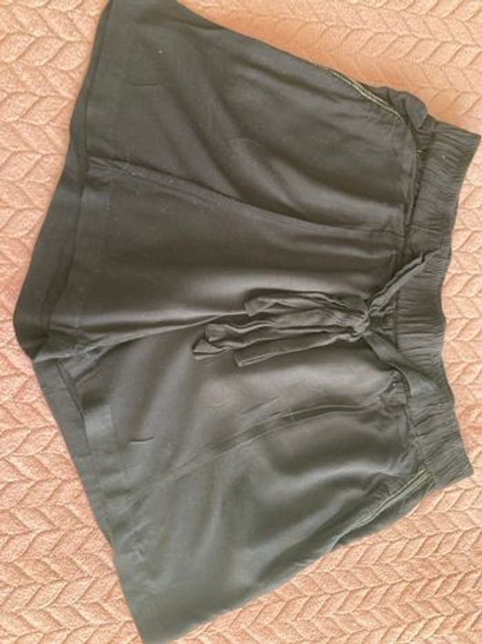 Short noir femme taille XL - photo numéro 1