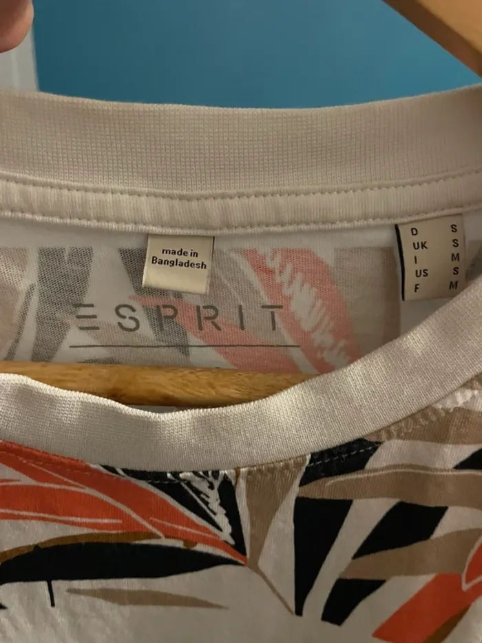 T-shirt esprit - photo numéro 2