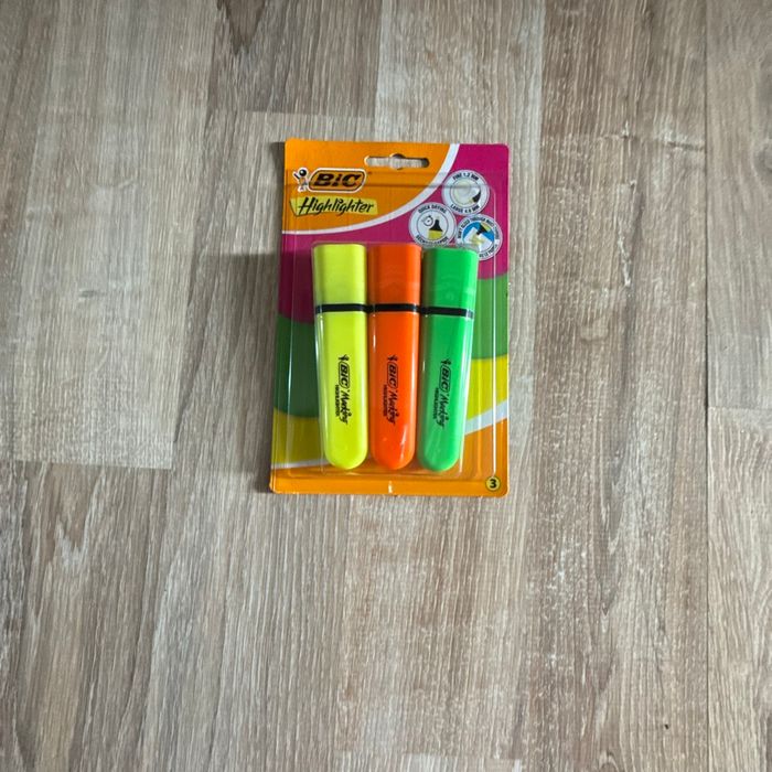 Lot de 3 fluos Bic neufs