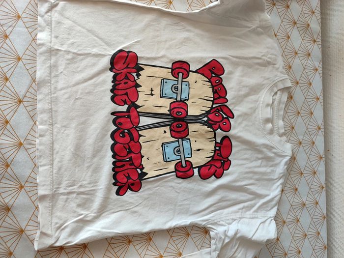 Deux t-shirts manches longues Zara - photo numéro 4