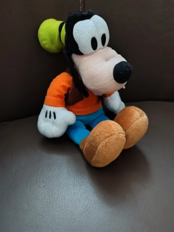 Peluche Dingo Goofy l'ami de mickey Disney nicotoy