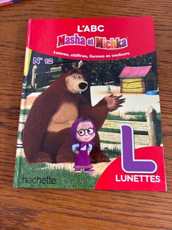 L’abc de masha et michka