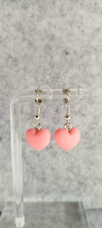 🍄 Boucles d’oreilles ▪ cœur rose mat