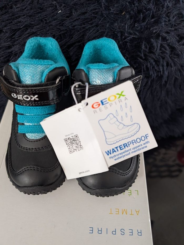 Chaussures imperméables chaudes enfant. Taille 21. Neuf. Geox - photo numéro 5