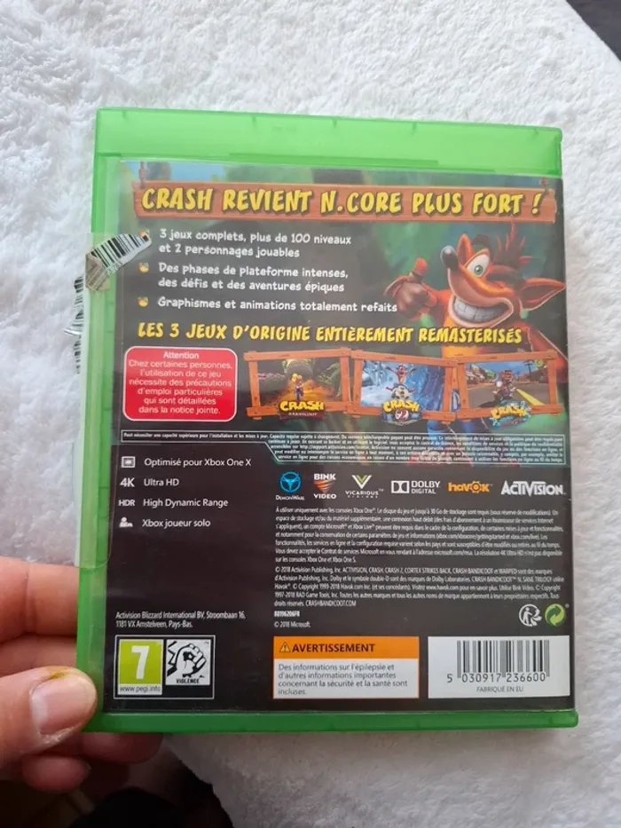 Magnifique jeu de xbox Crash bandicoot - photo numéro 3