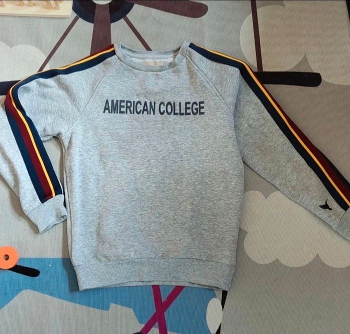 Sweatshirt American college garçon - photo numéro 2