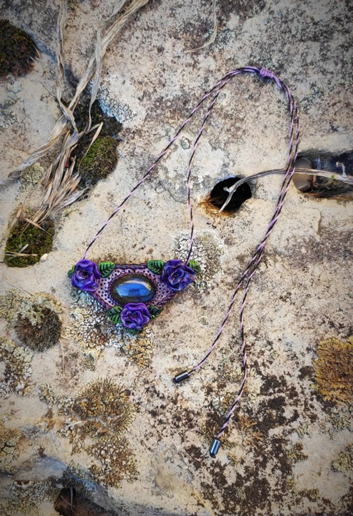 Totem féerique labradorite bleue