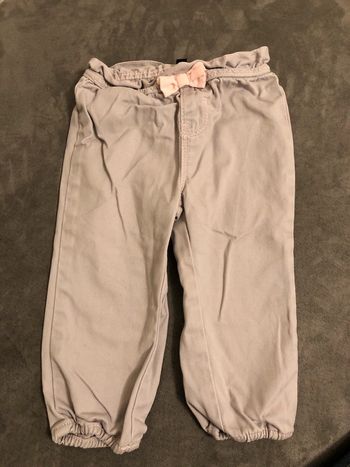 Pantalon gris noeud rose