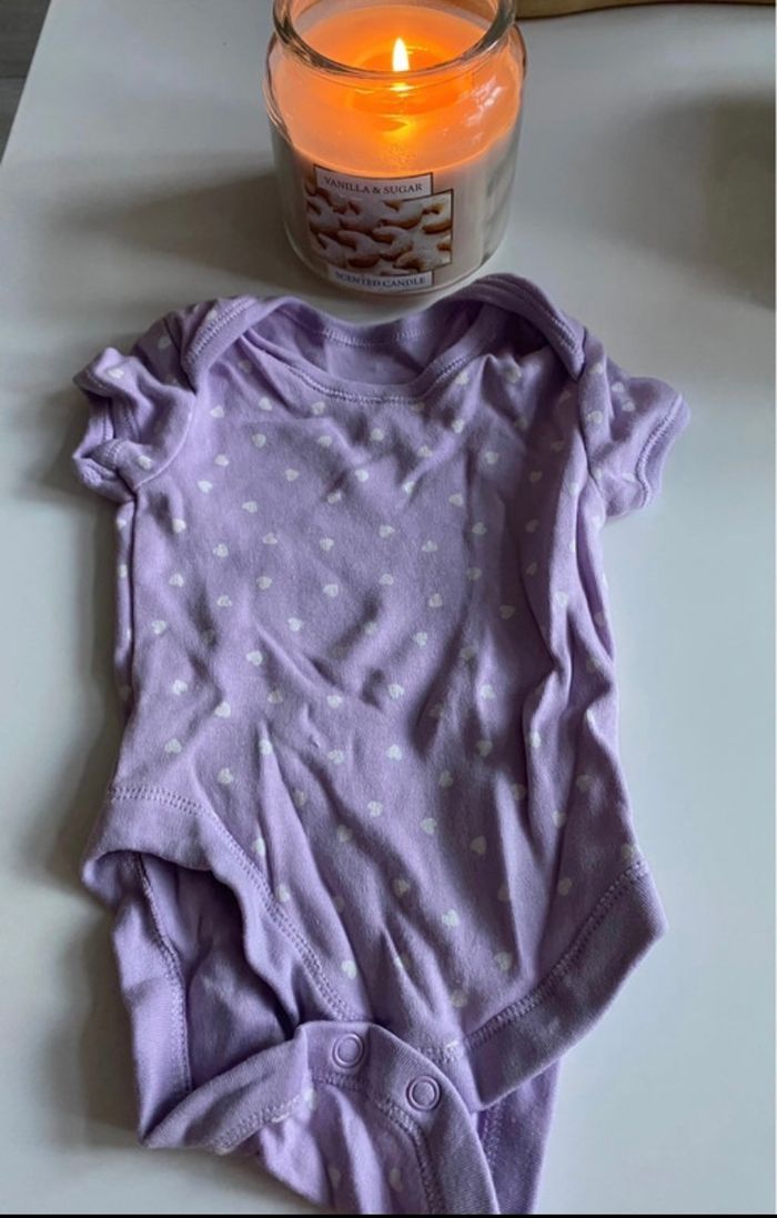 Lot de 7 bodys 3-6 mois - photo numéro 7