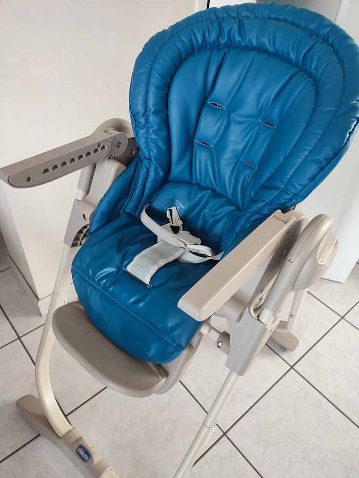 Chaise haute - photo numéro 4