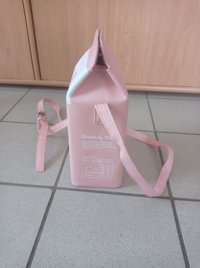 Sac brique de lait à la fraise - photo numéro 3