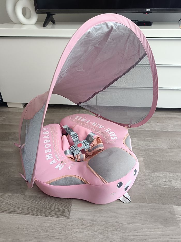 Bouée bébé avec ombrelle - photo numéro 2