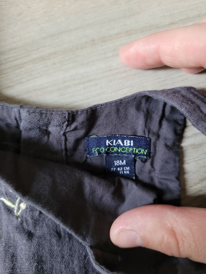 Ensemble combinaison courte et t-shirt manches longues  taille 18 mois - photo numéro 5