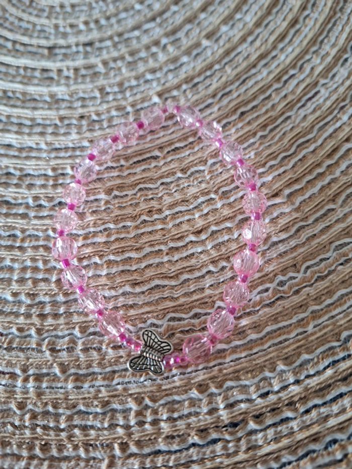 Bracelet duo de perles rose et papillon - photo numéro 2